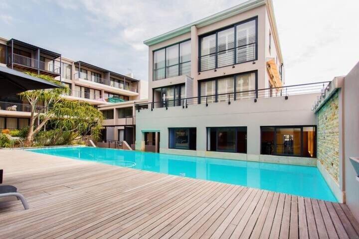 Apartment The Adderley Living *